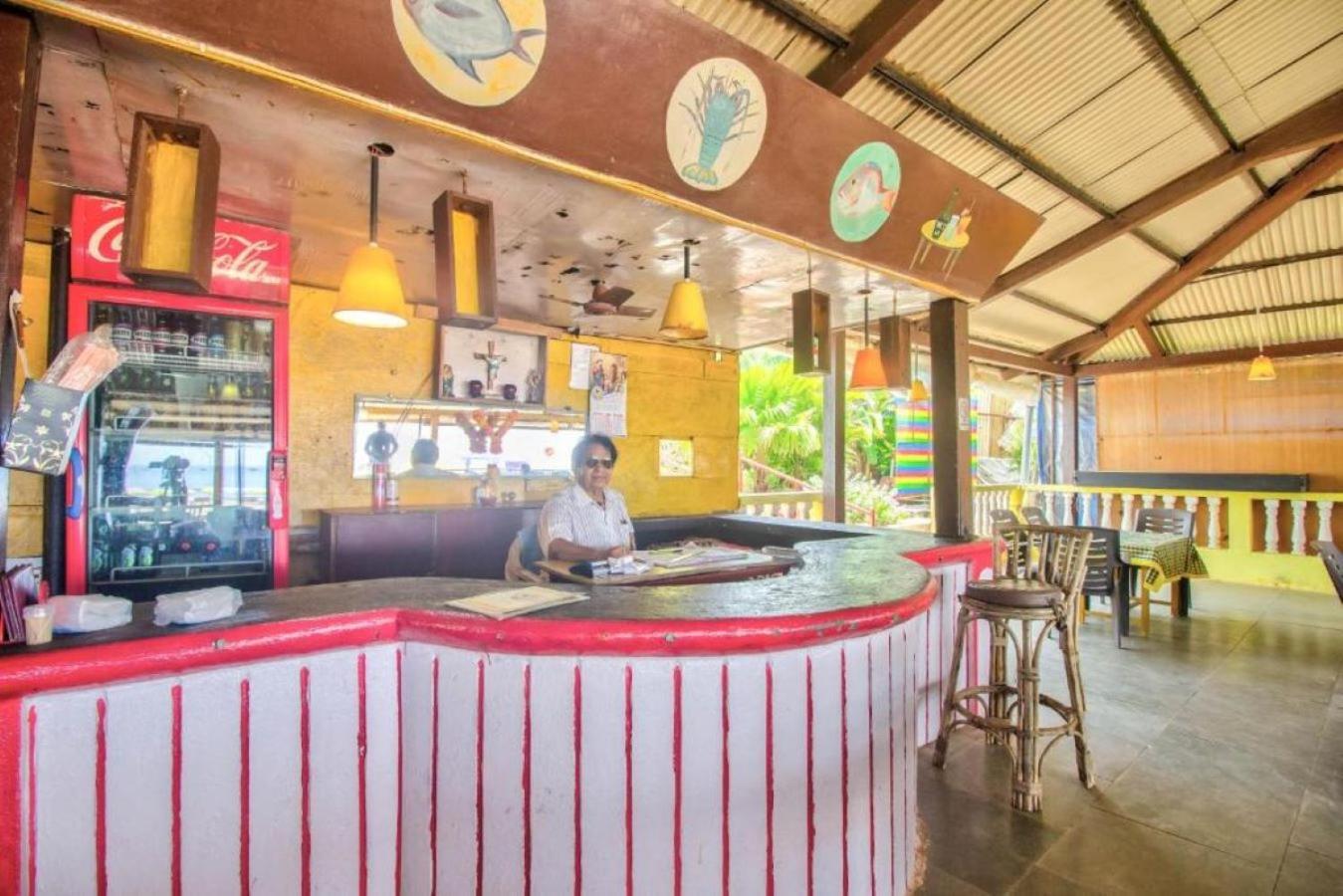 Roseal Beach Front バガ エクステリア 写真